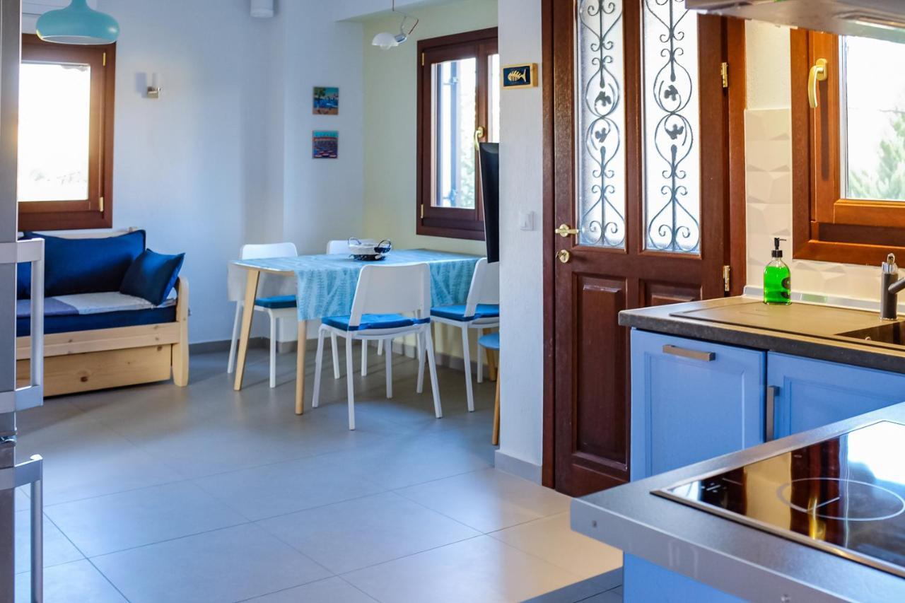 Seasidelongo Houses 1 Min From The Beach Of Nikiti Bagian luar foto
