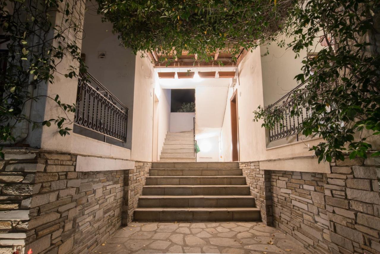 Seasidelongo Houses 1 Min From The Beach Of Nikiti Bagian luar foto